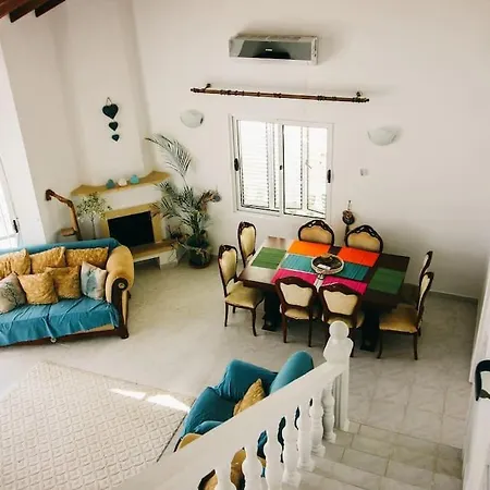 Breathtaking Beachfront In Bogaz, Iskele Vilă *