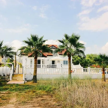 Villa Breathtaking Beachfront In Bogaz, Iskele Gastria
