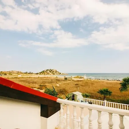 Breathtaking Beachfront In Bogaz, Iskele Gasztriá